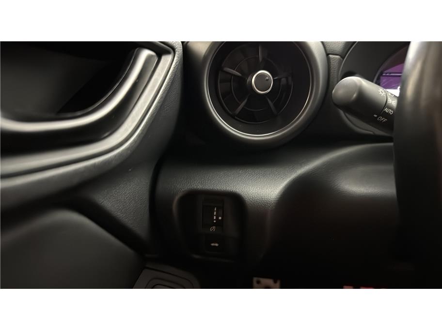 Toyota GR86 photo 38