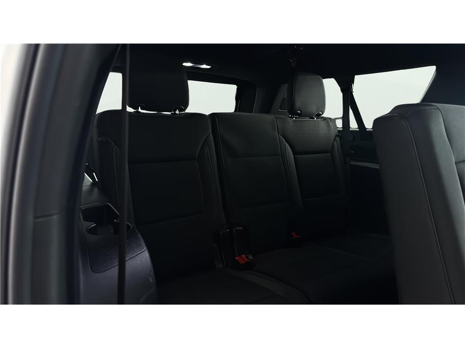 Chevrolet Suburban photo 22