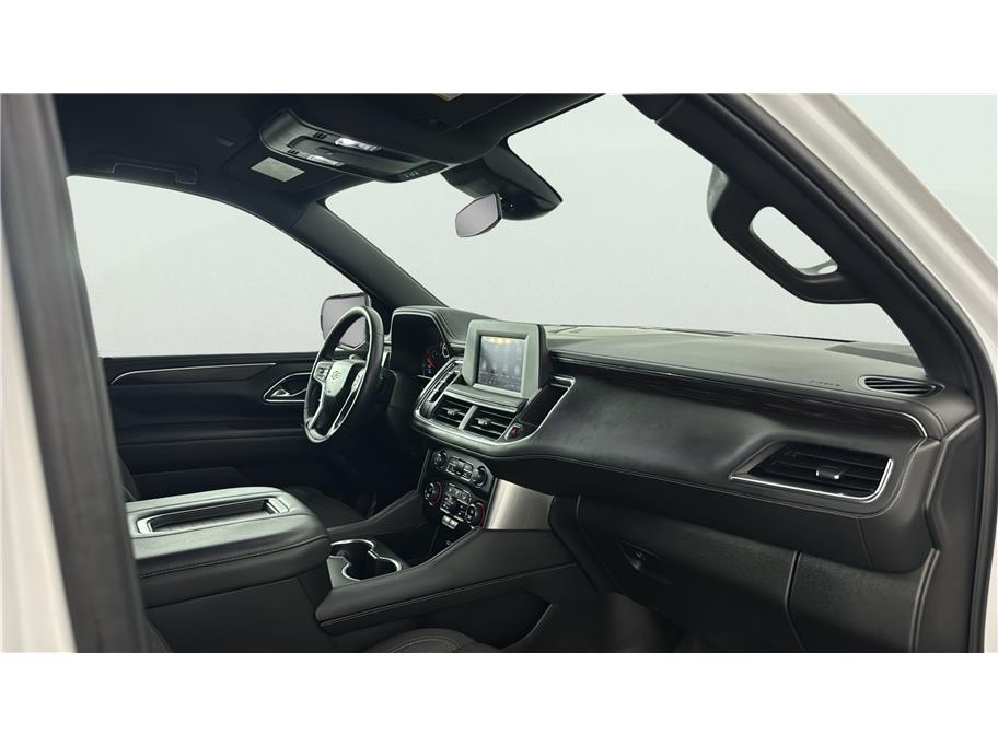 Chevrolet Suburban photo 27