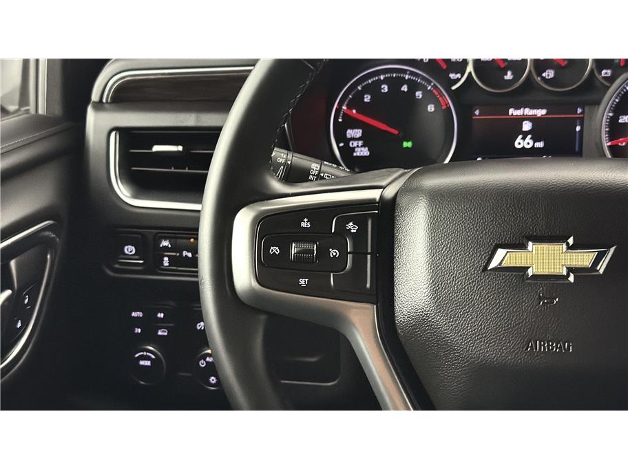 Chevrolet Suburban photo 35