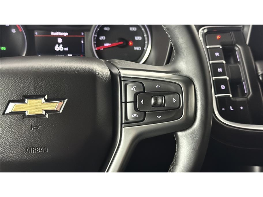 Chevrolet Suburban photo 36