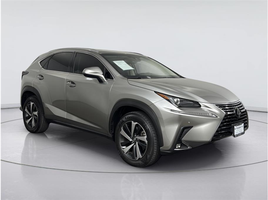 Lexus NX photo 7