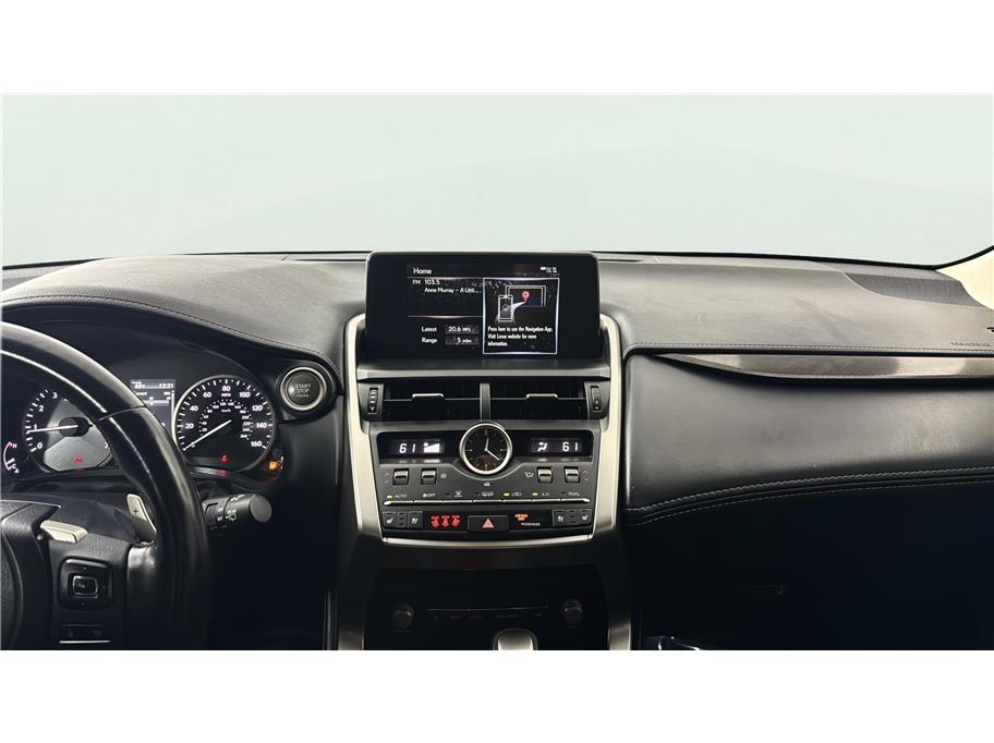 Lexus NX photo 31