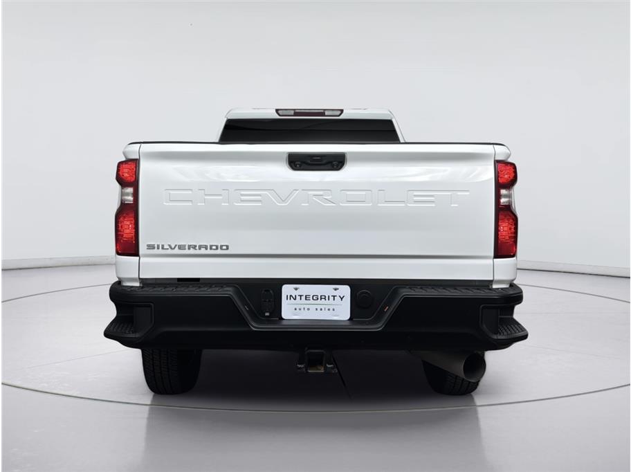 Chevrolet Silverado photo 4