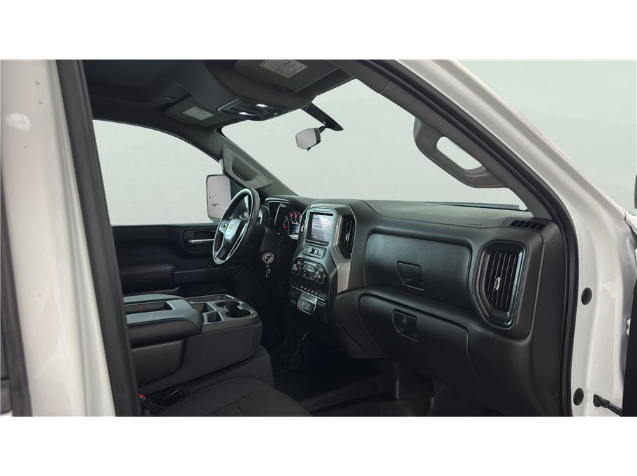 Chevrolet Silverado photo 25