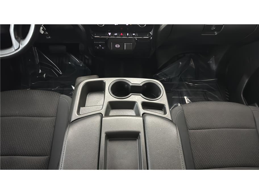 Chevrolet Silverado photo 31