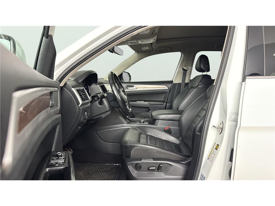 Volkswagen Atlas photo 16
