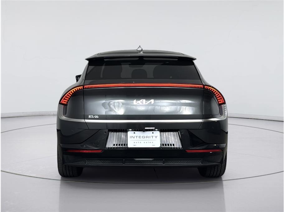 Kia EV6 photo 4