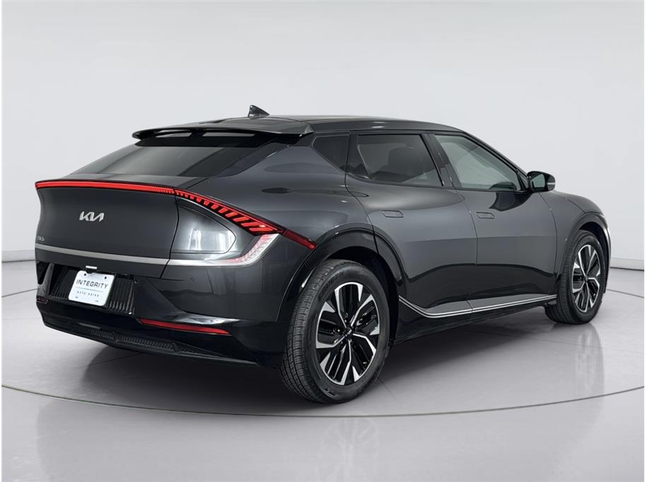 Kia EV6 photo 5