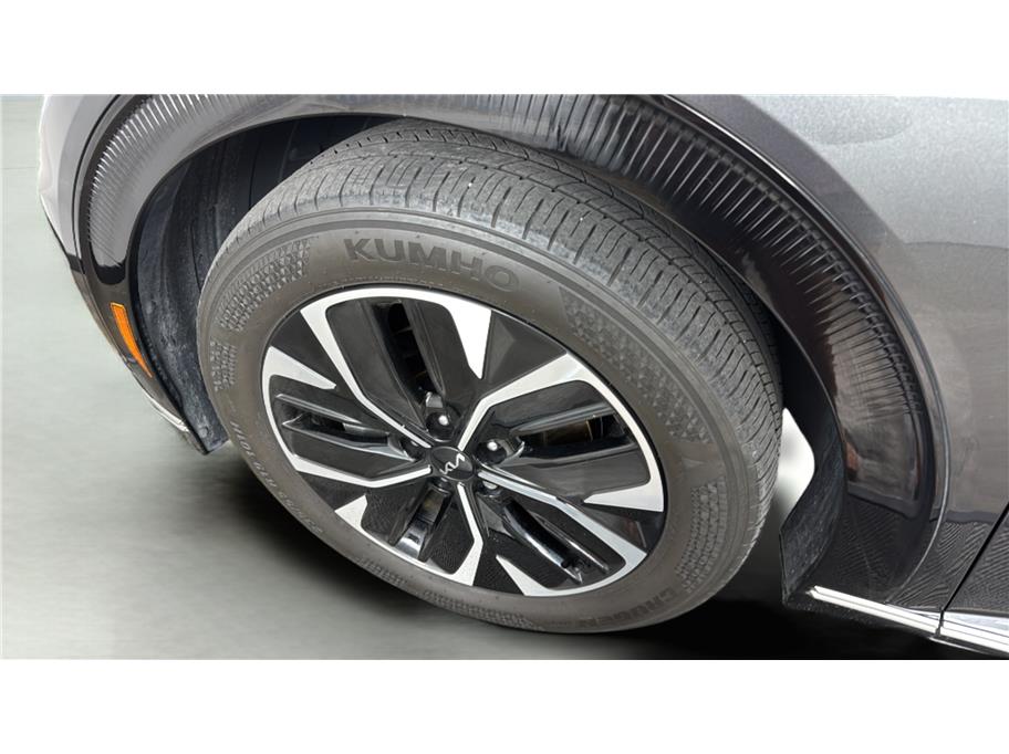 Kia EV6 photo 14
