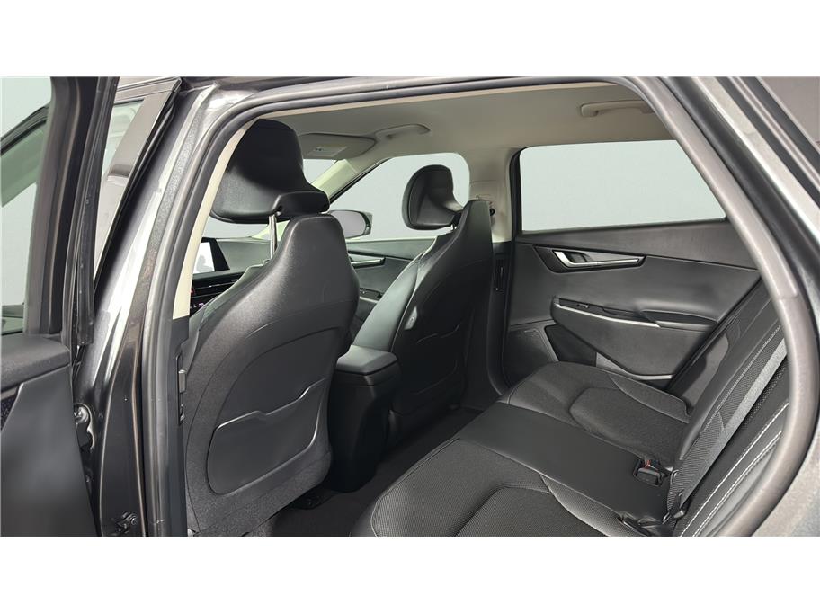 Kia EV6 photo 19