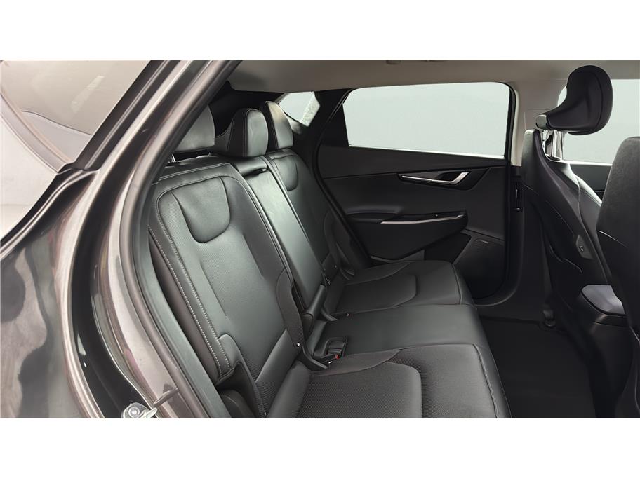 Kia EV6 photo 21