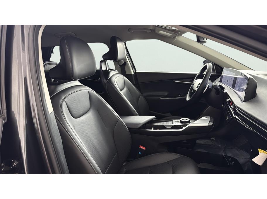 Kia EV6 photo 26