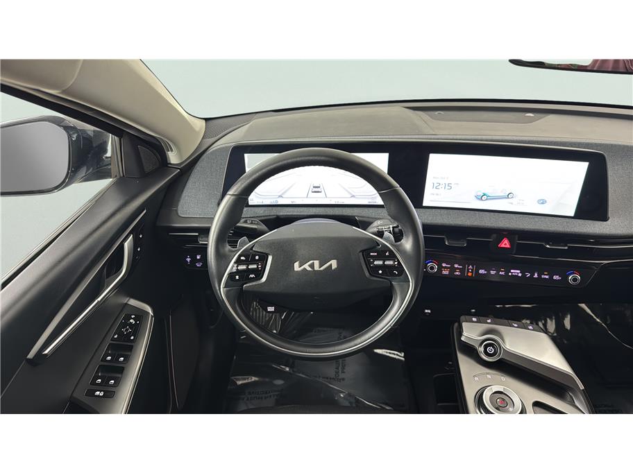 Kia EV6 photo 29