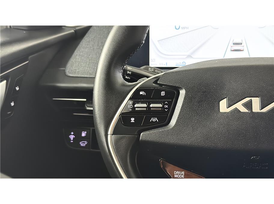 Kia EV6 photo 33