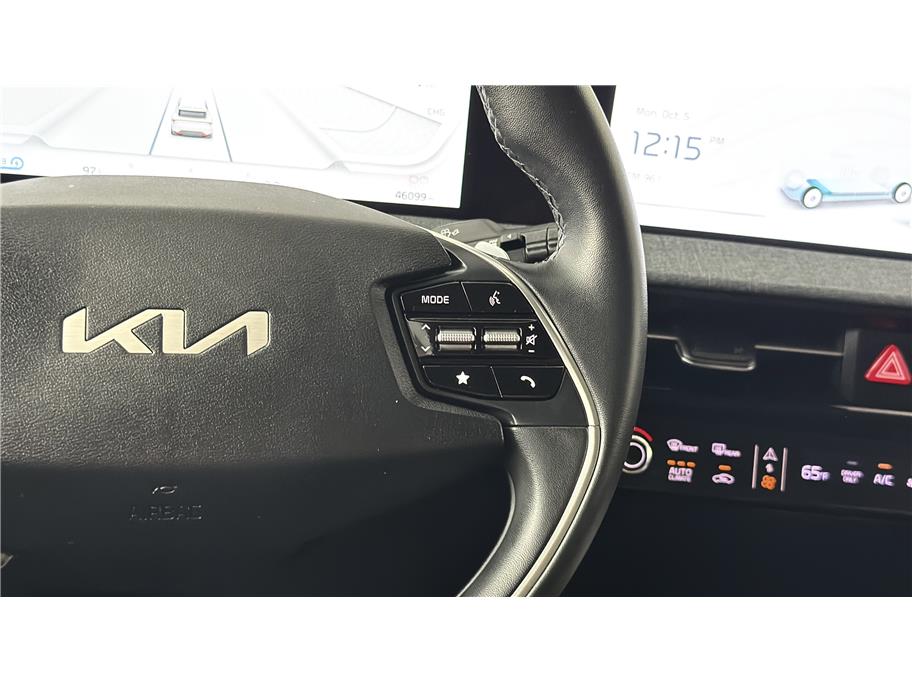 Kia EV6 photo 34
