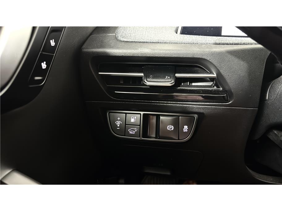 Kia EV6 photo 39