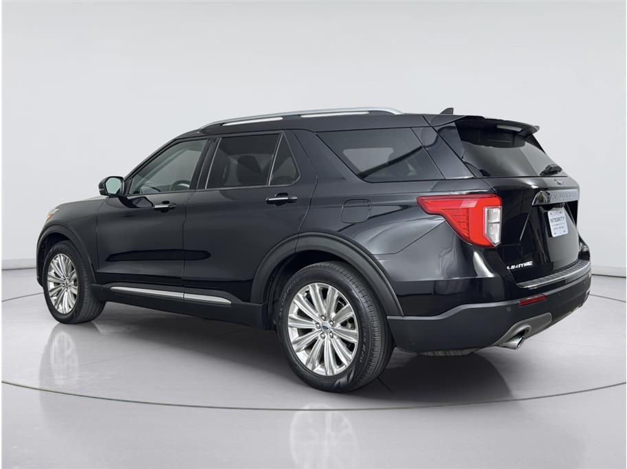 Ford Explorer photo 3