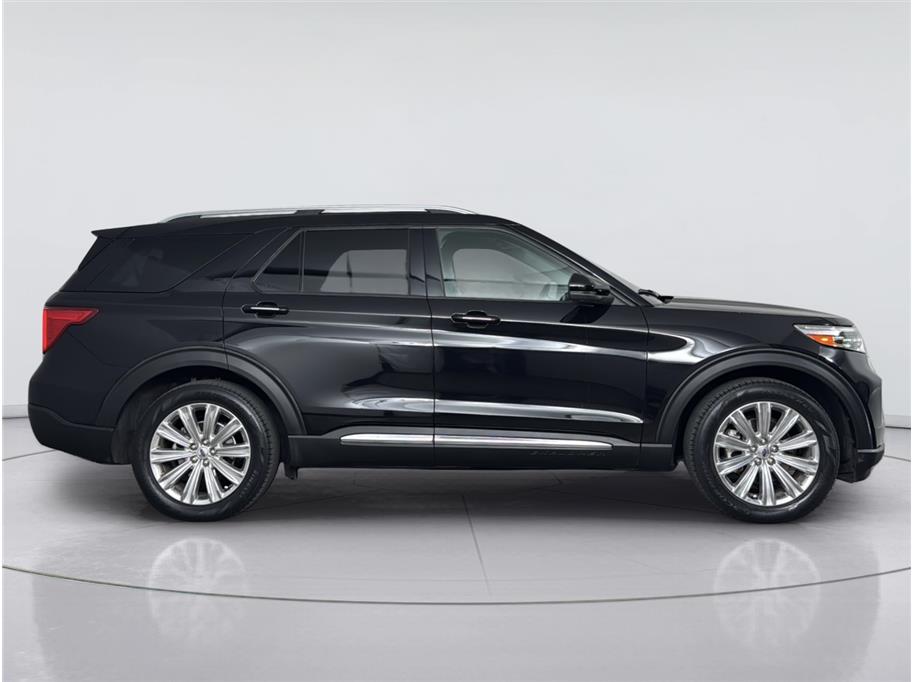 Ford Explorer photo 6