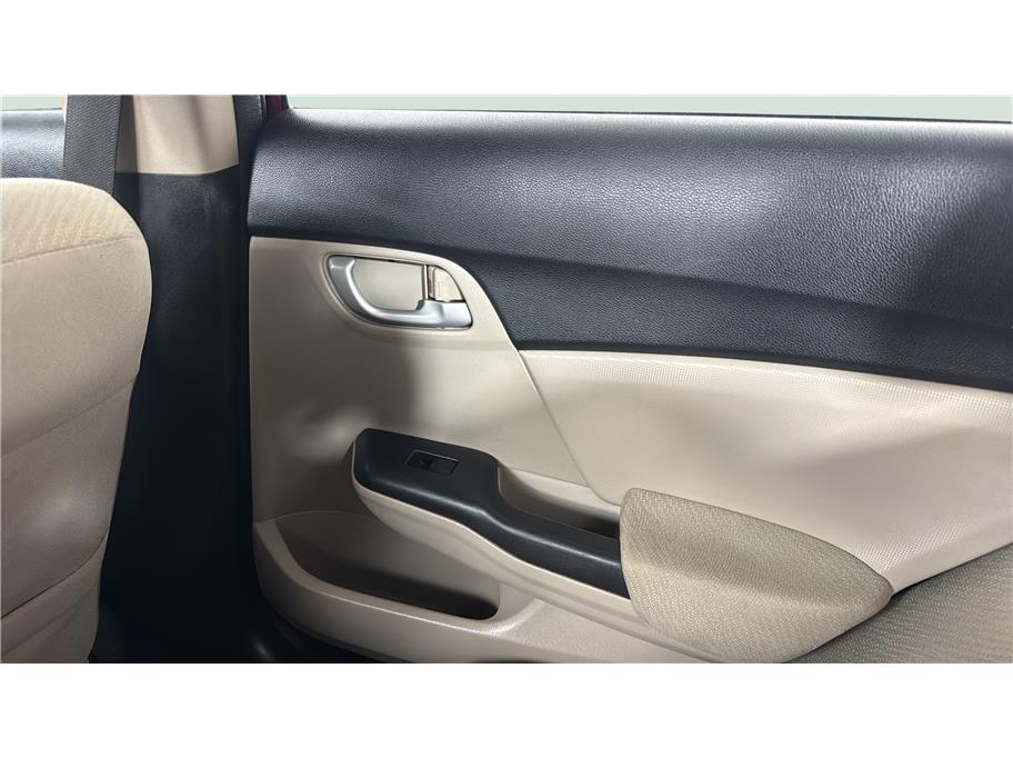 Honda Civic photo 23