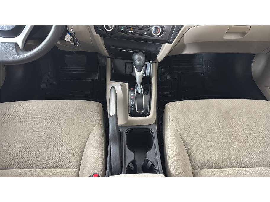 Honda Civic photo 30