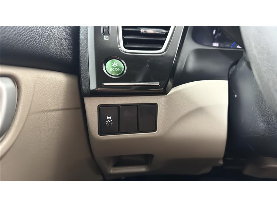 Honda Civic photo 37