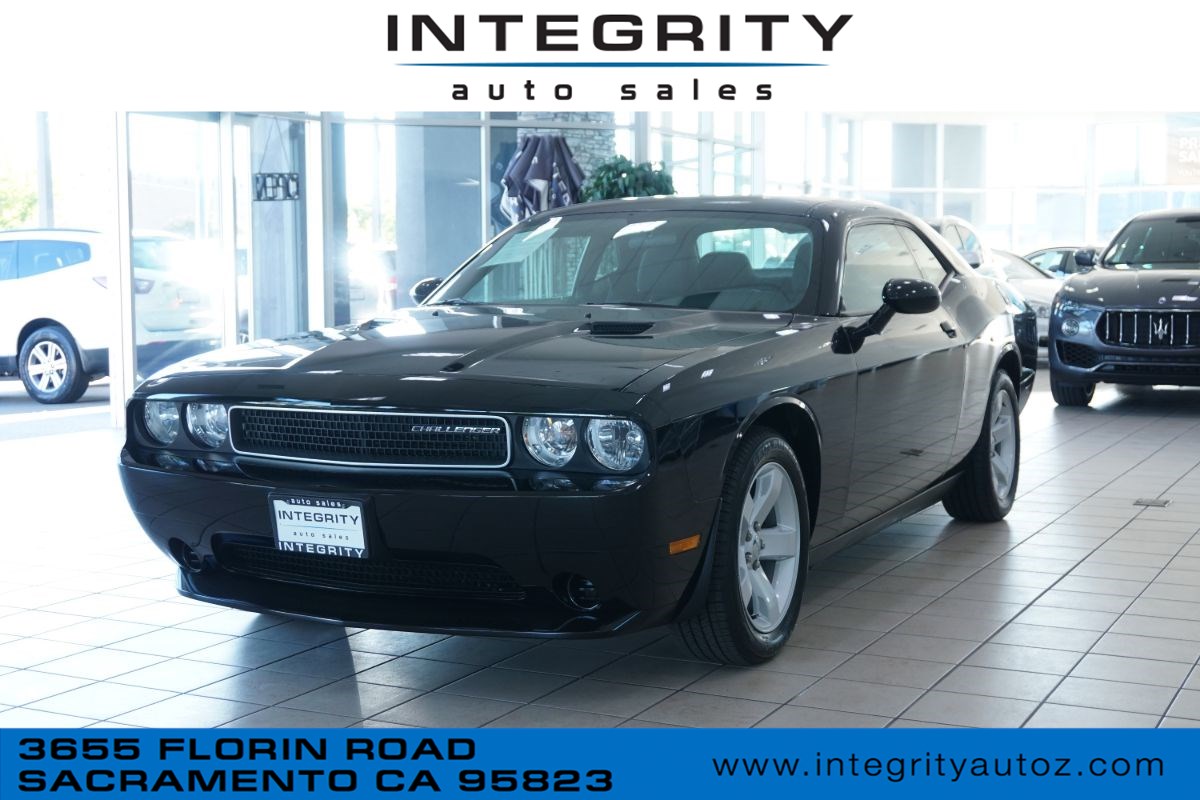 Sold 2013 Dodge Challenger SXT Coupe 2D in Sacramento