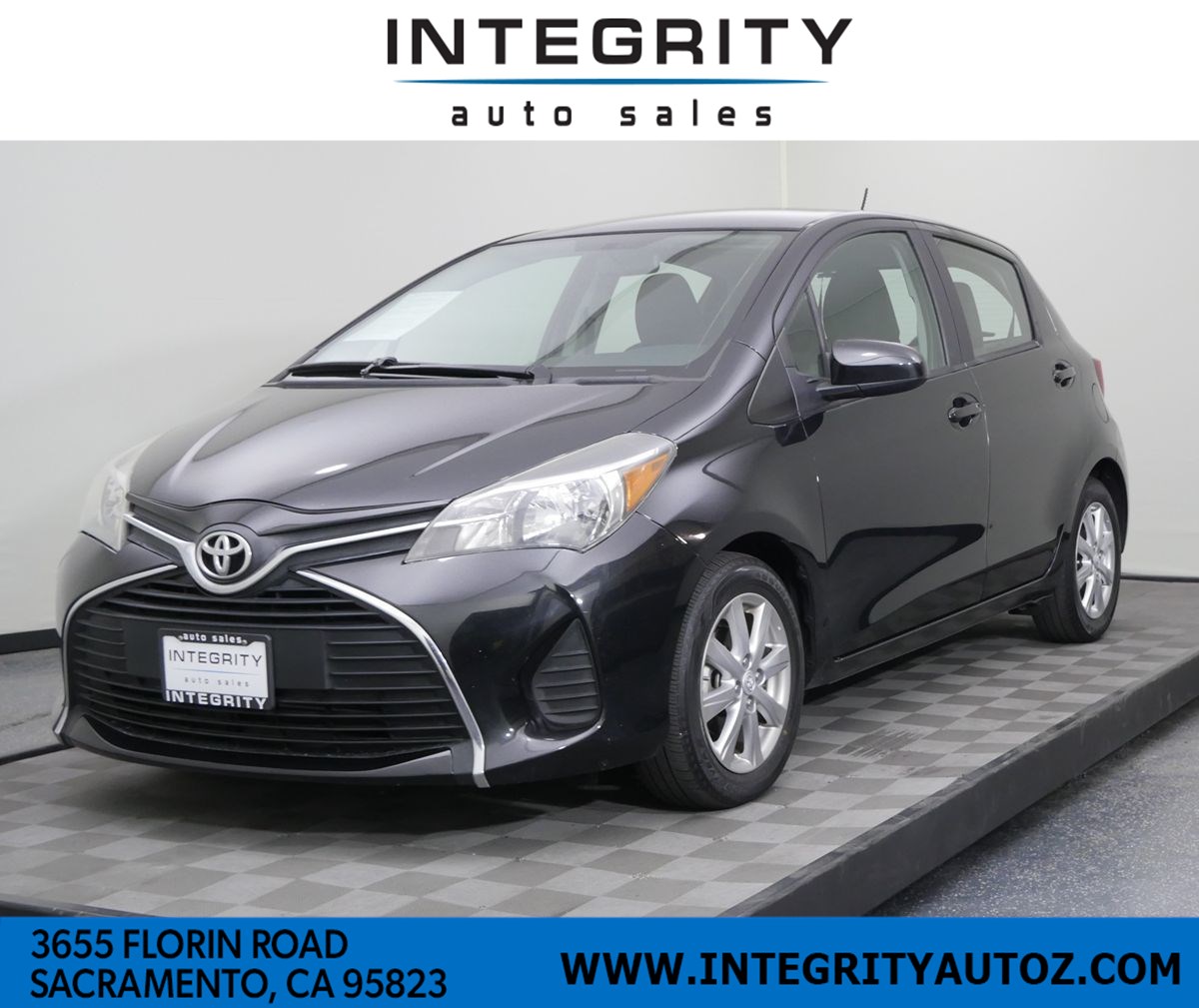 2015 Toyota Yaris LE Hatchback Sedan 4D