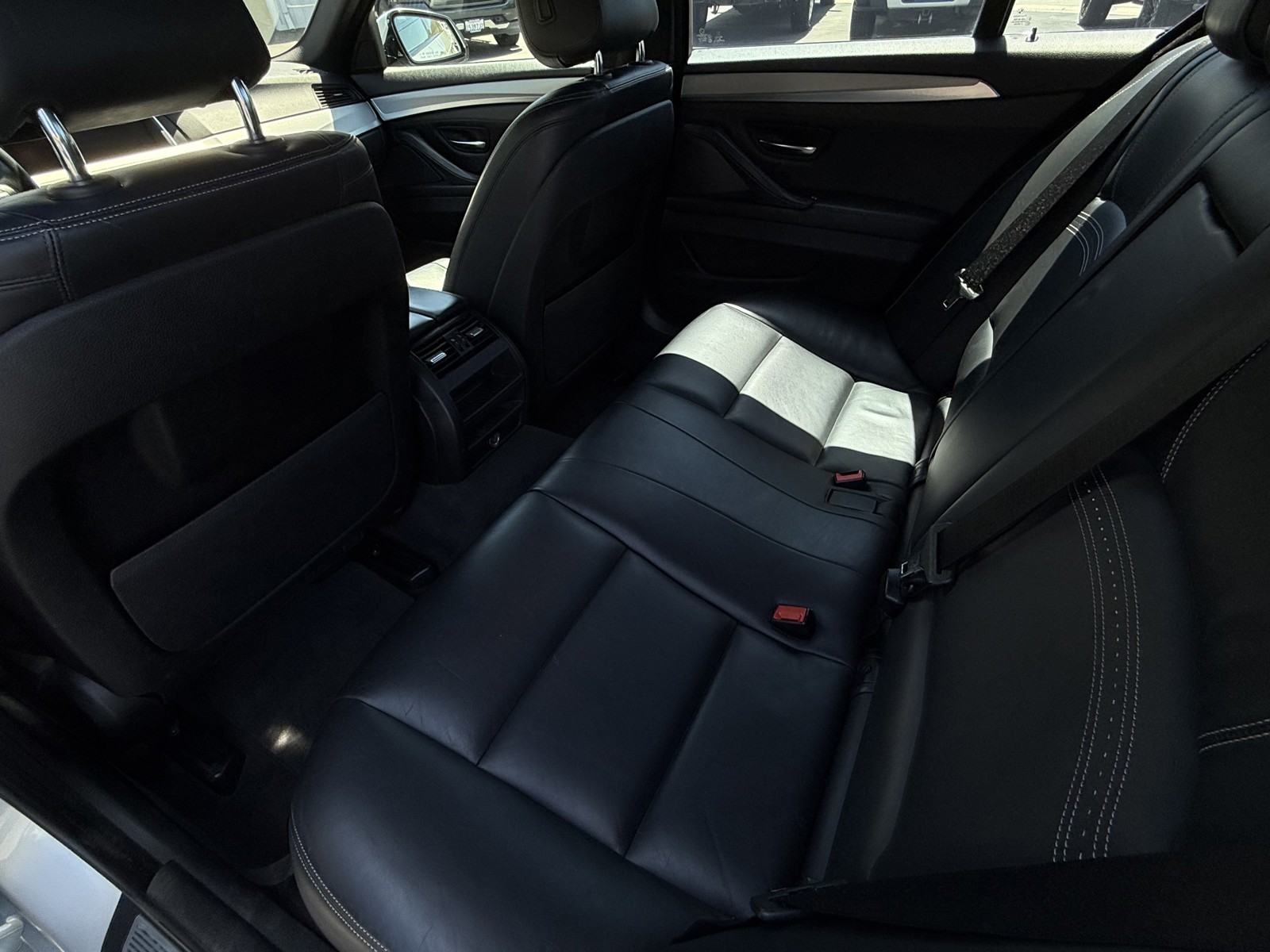 2016 BMW 5 Series 535i - Photo 18