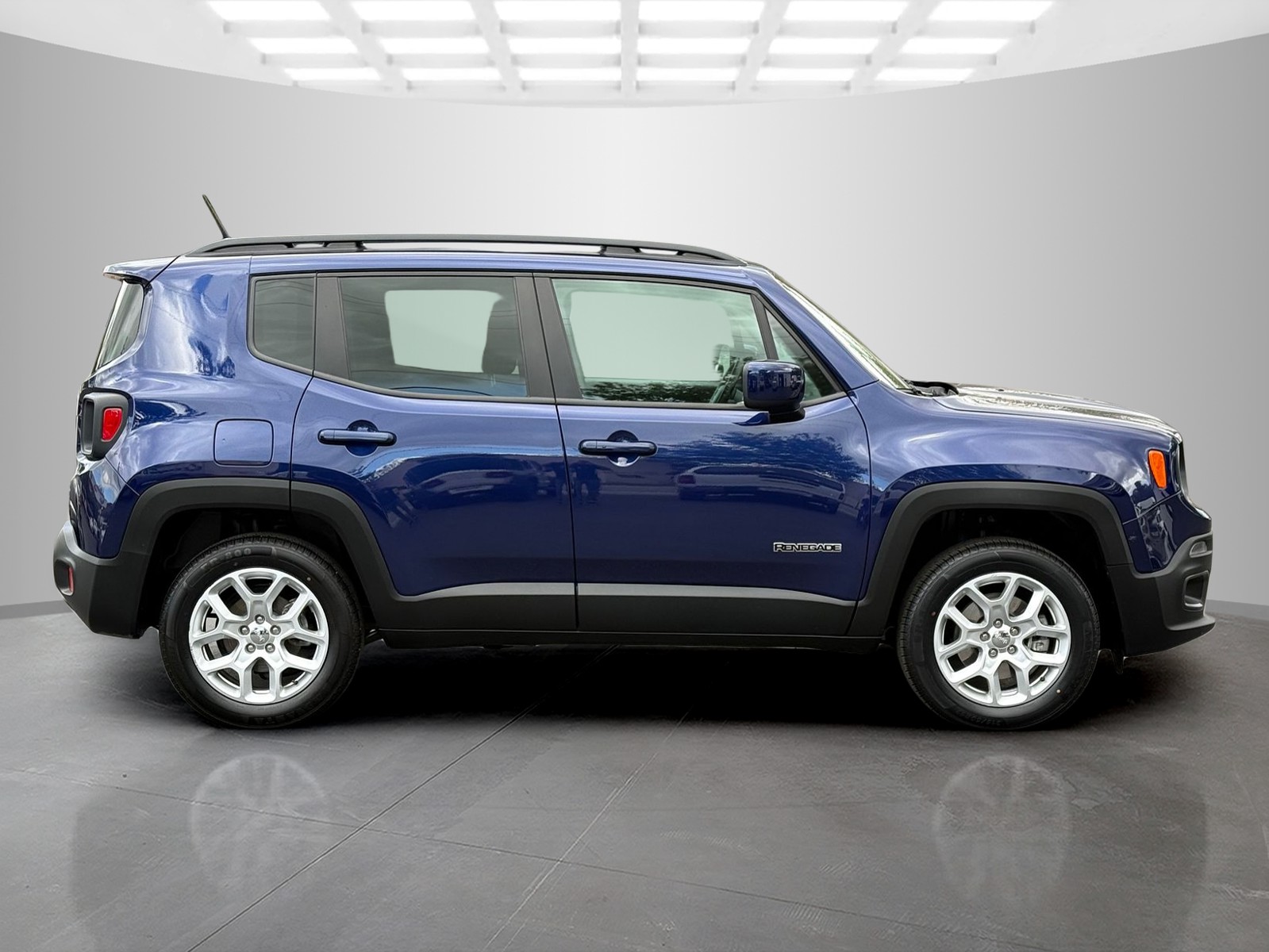 2017 Jeep Renegade Latitude - Photo 6