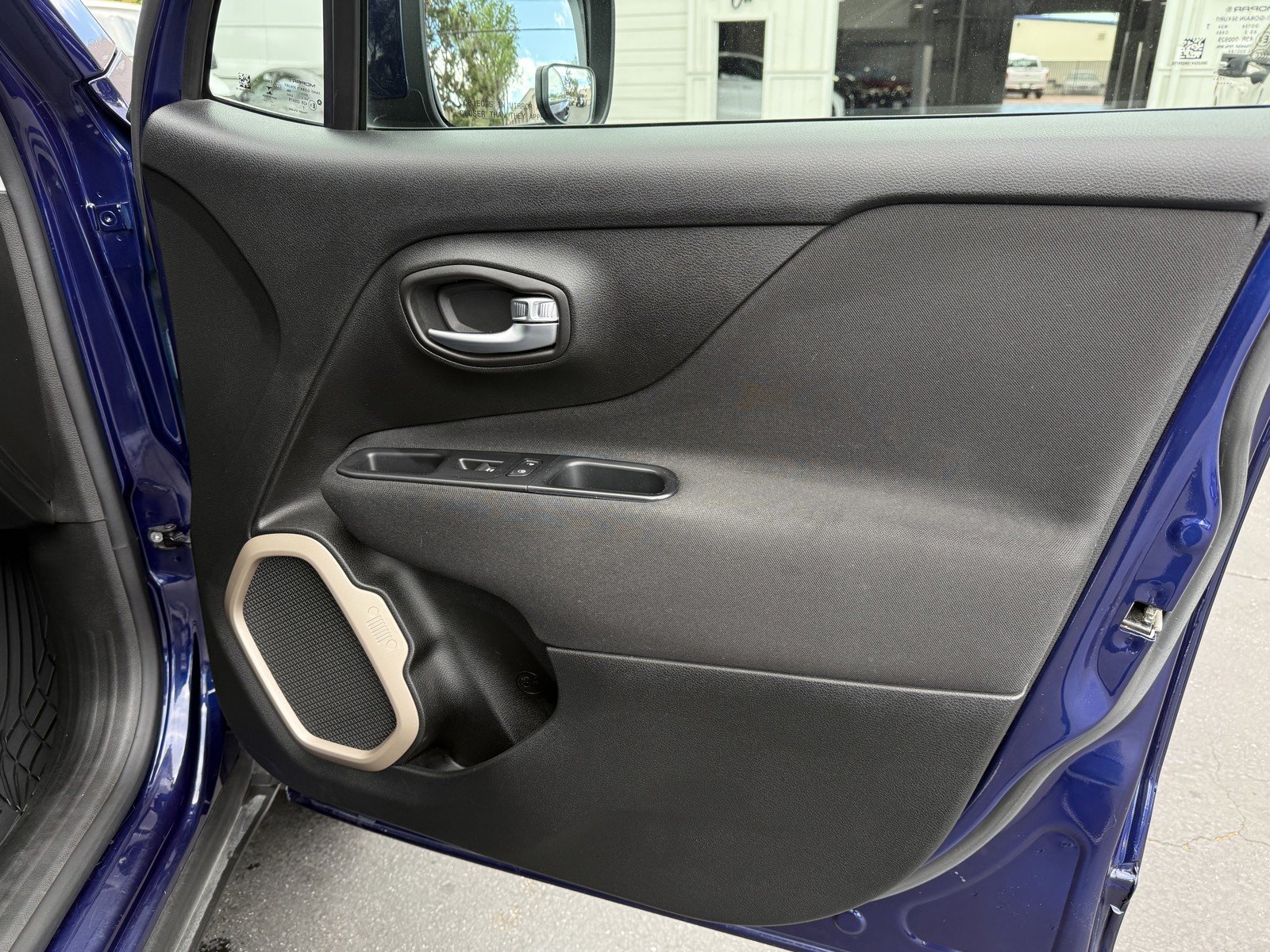 2017 Jeep Renegade Latitude - Photo 14