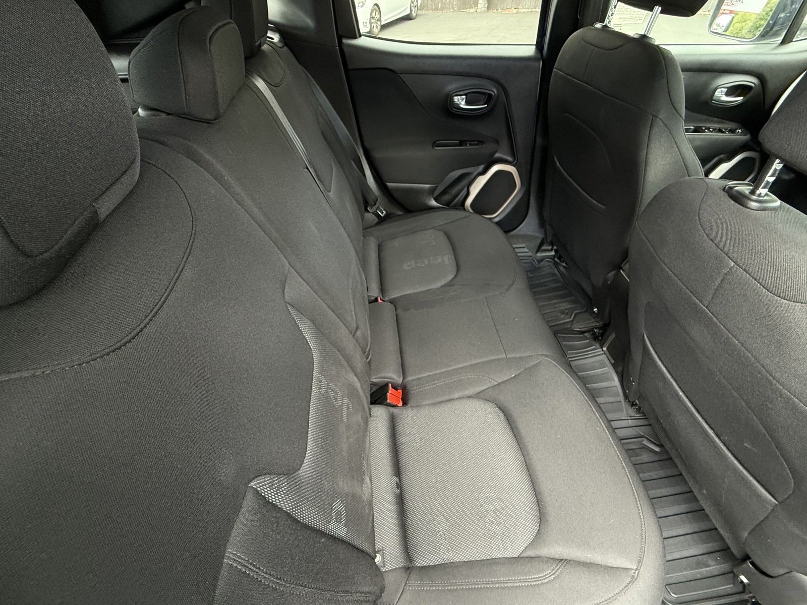 2017 Jeep Renegade Latitude - Photo 21