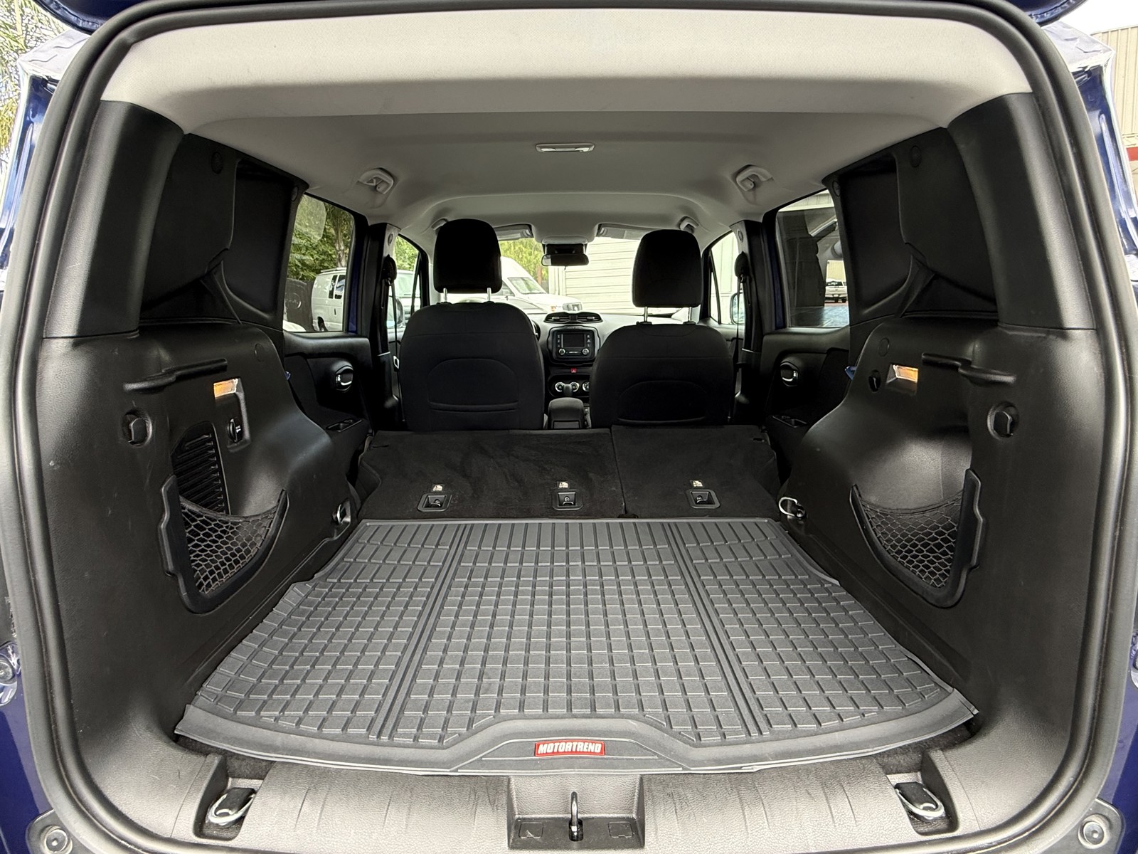 2017 Jeep Renegade Latitude - Photo 23