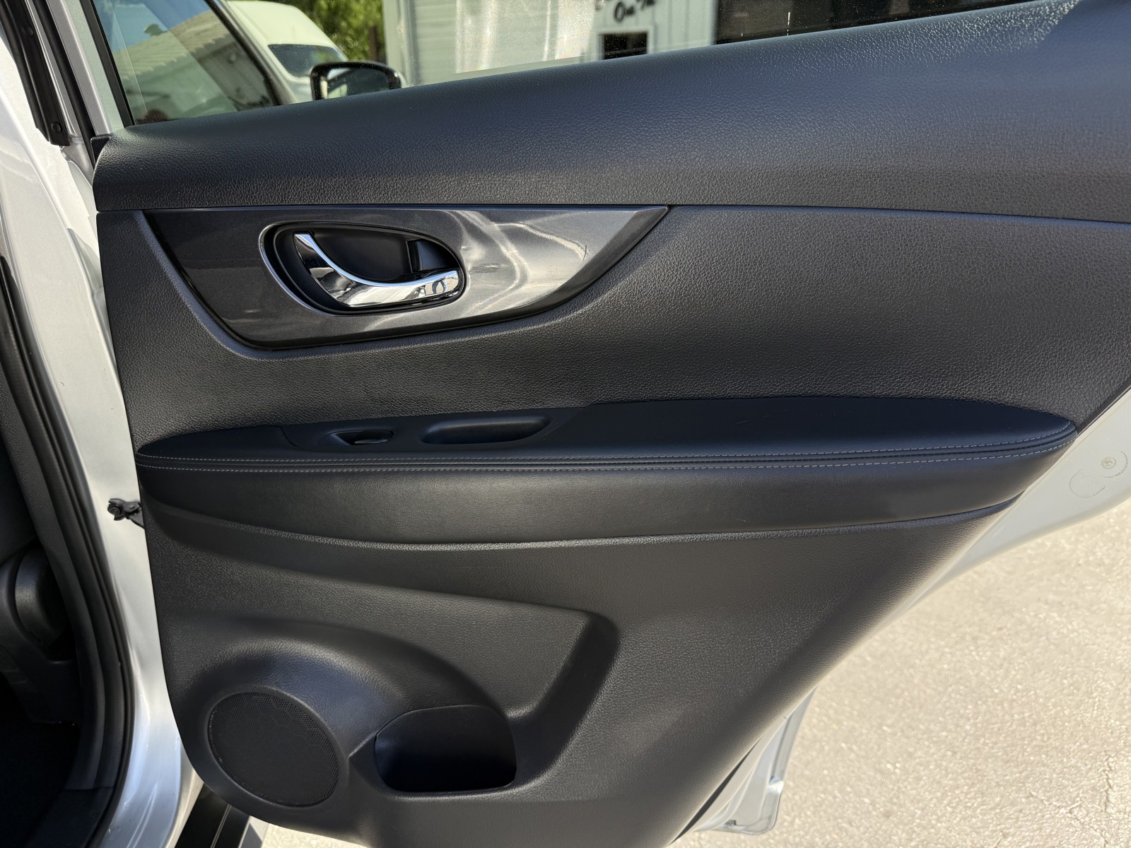 2019 Nissan Rogue SV - Photo 20