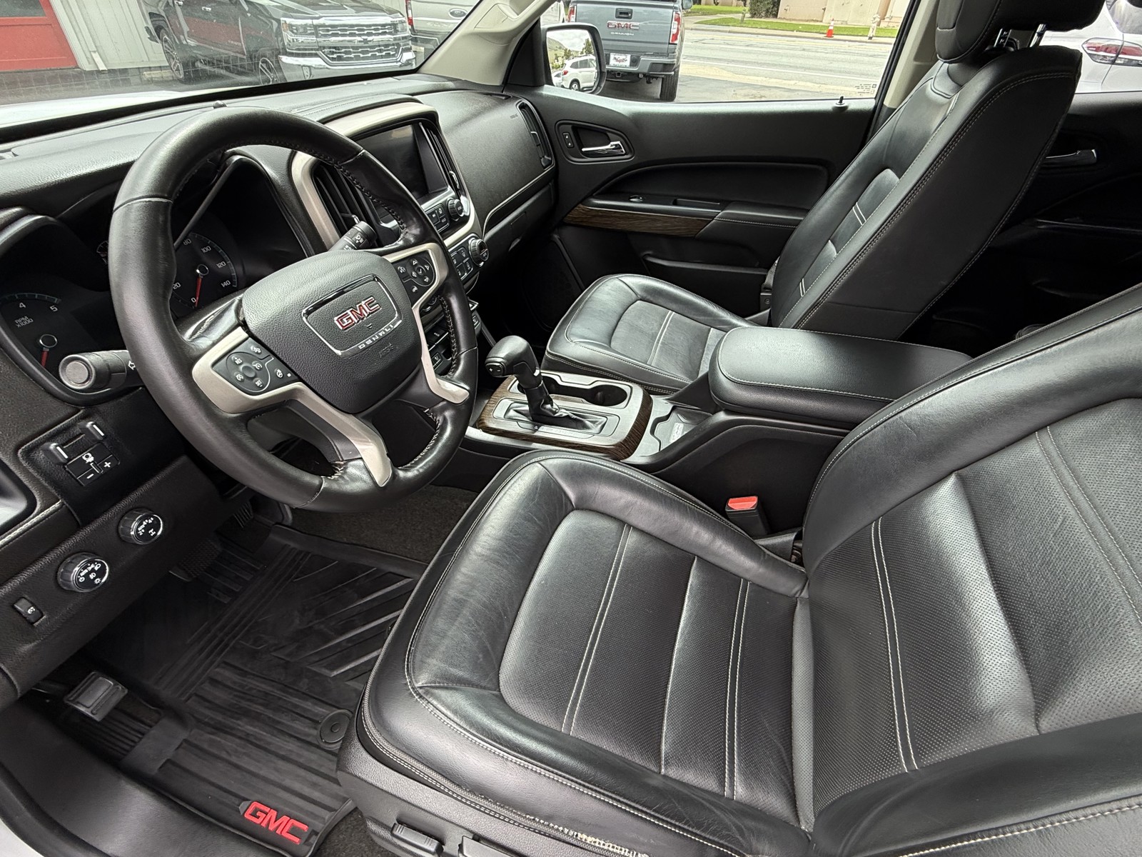 2018 GMC Canyon Denali - Photo 12