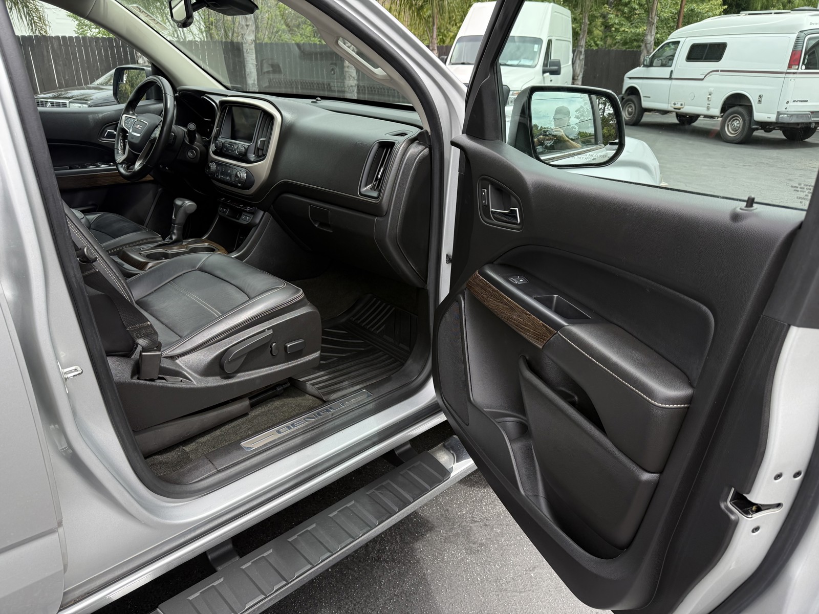 2018 GMC Canyon Denali - Photo 13