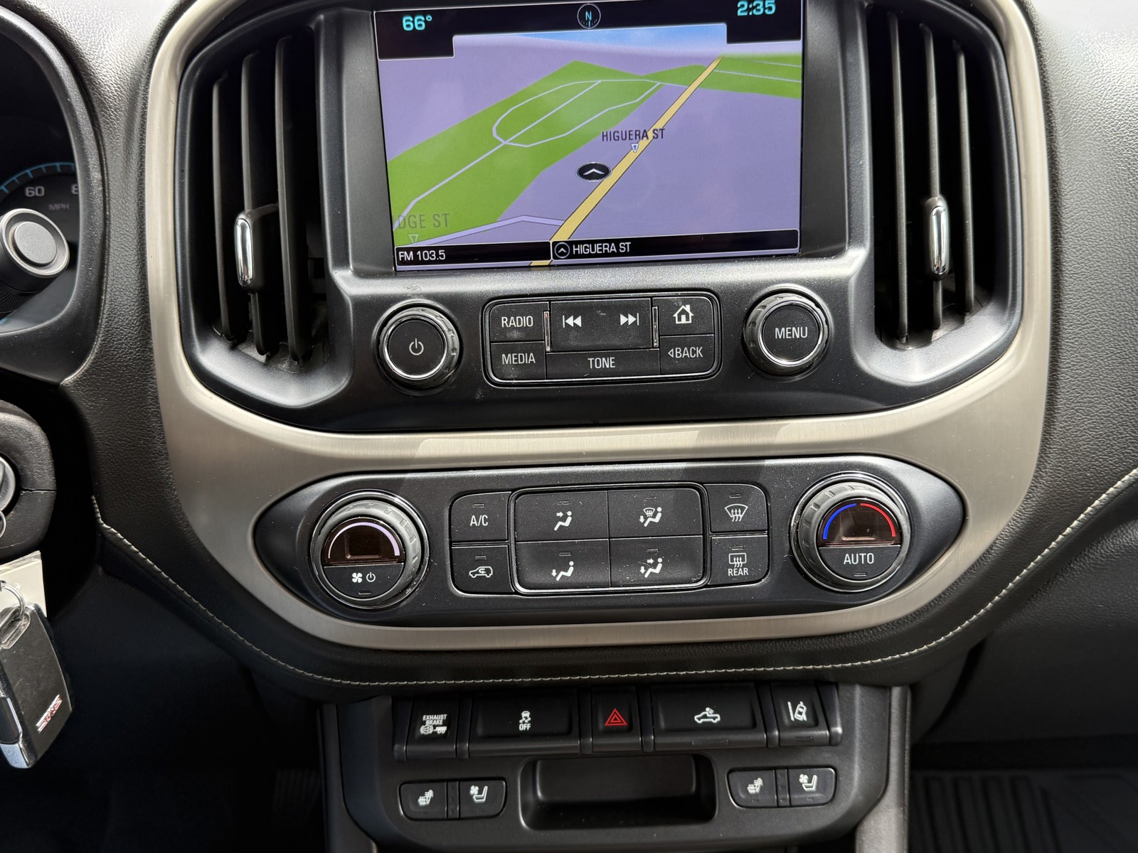 2018 GMC Canyon Denali - Photo 28