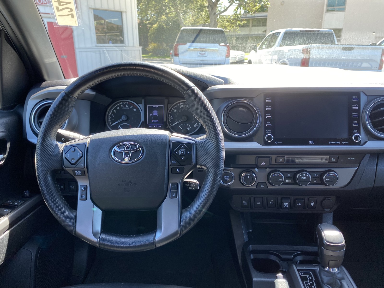 2023 Toyota Tacoma TRD Pro - Photo 10