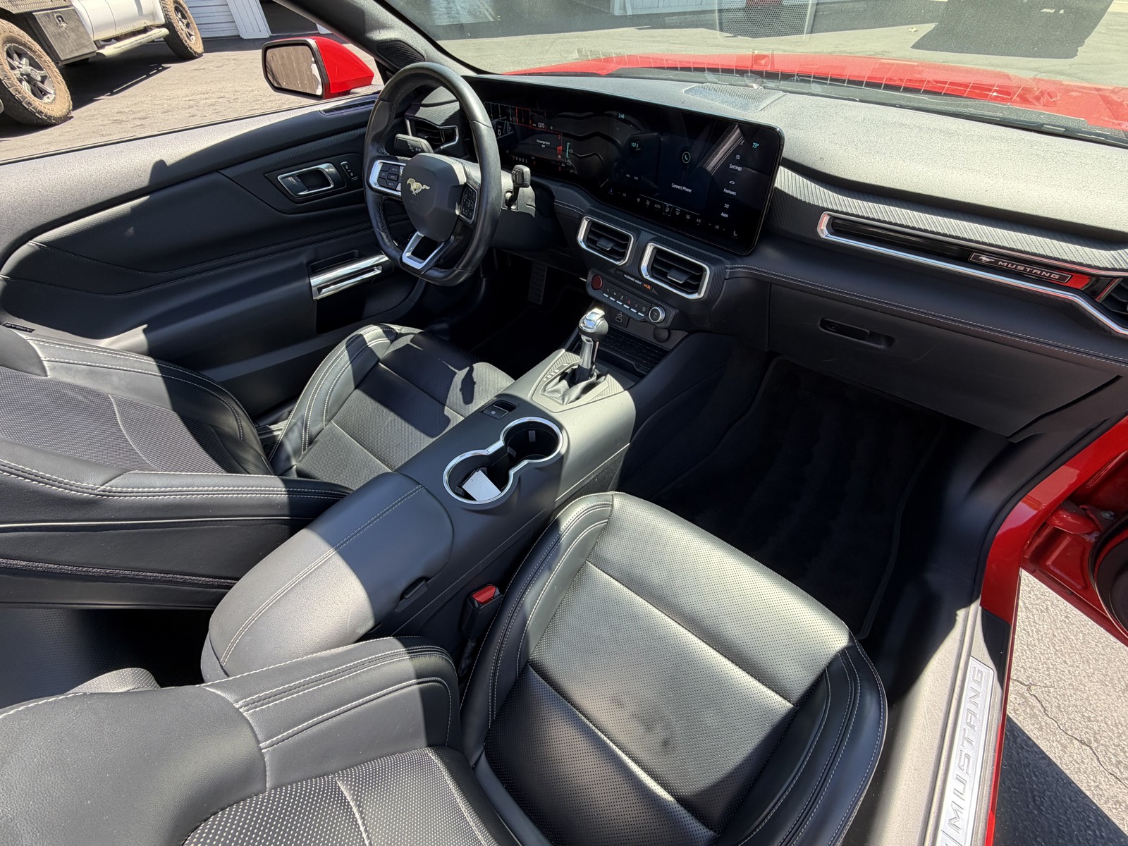 2024 Ford Mustang EcoBoost Premium - Photo 13