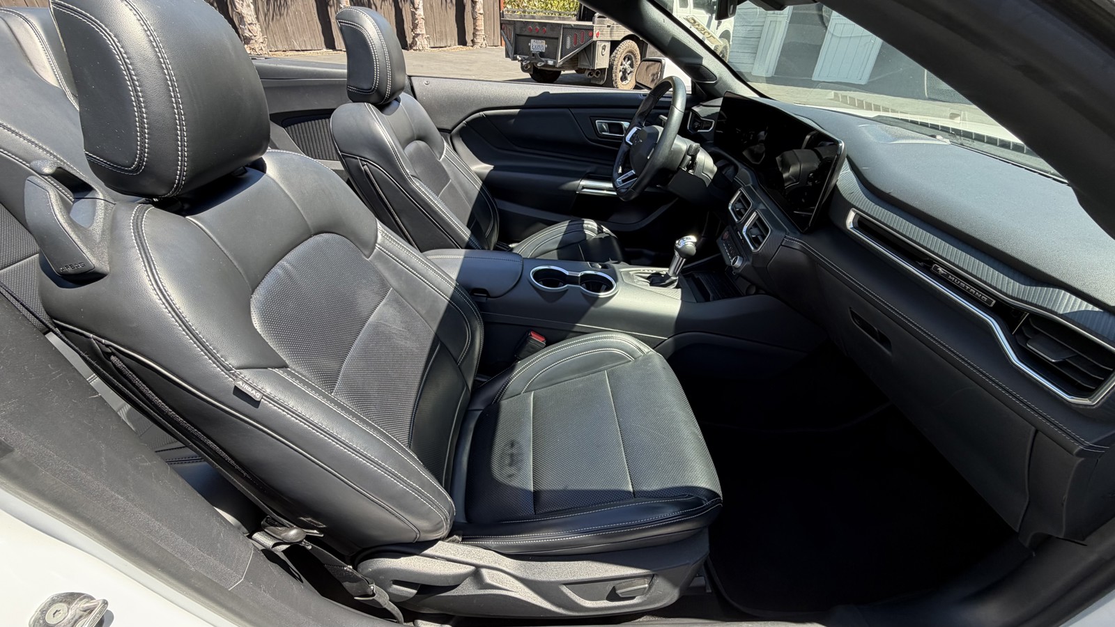 2024 Ford Mustang EcoBoost Premium - Photo 13