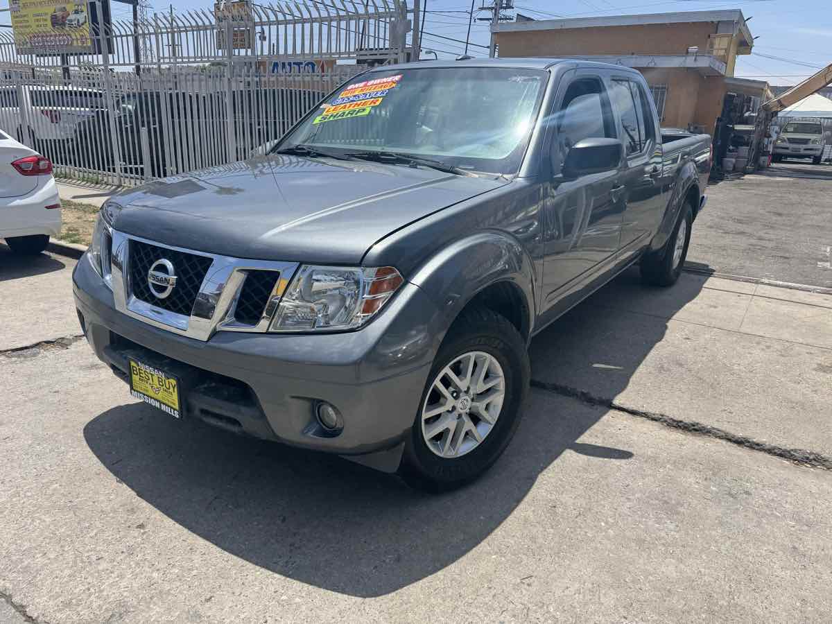 2016 Nissan Frontier SV - Photo 2