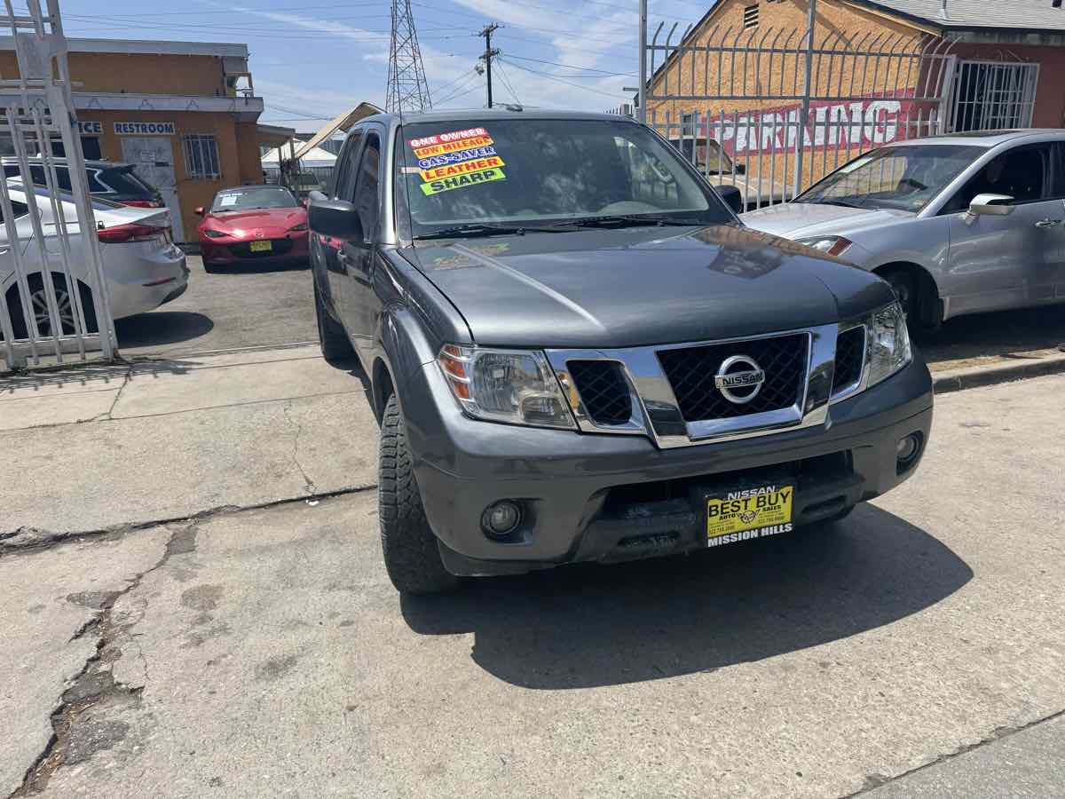 2016 Nissan Frontier SV - Photo 11