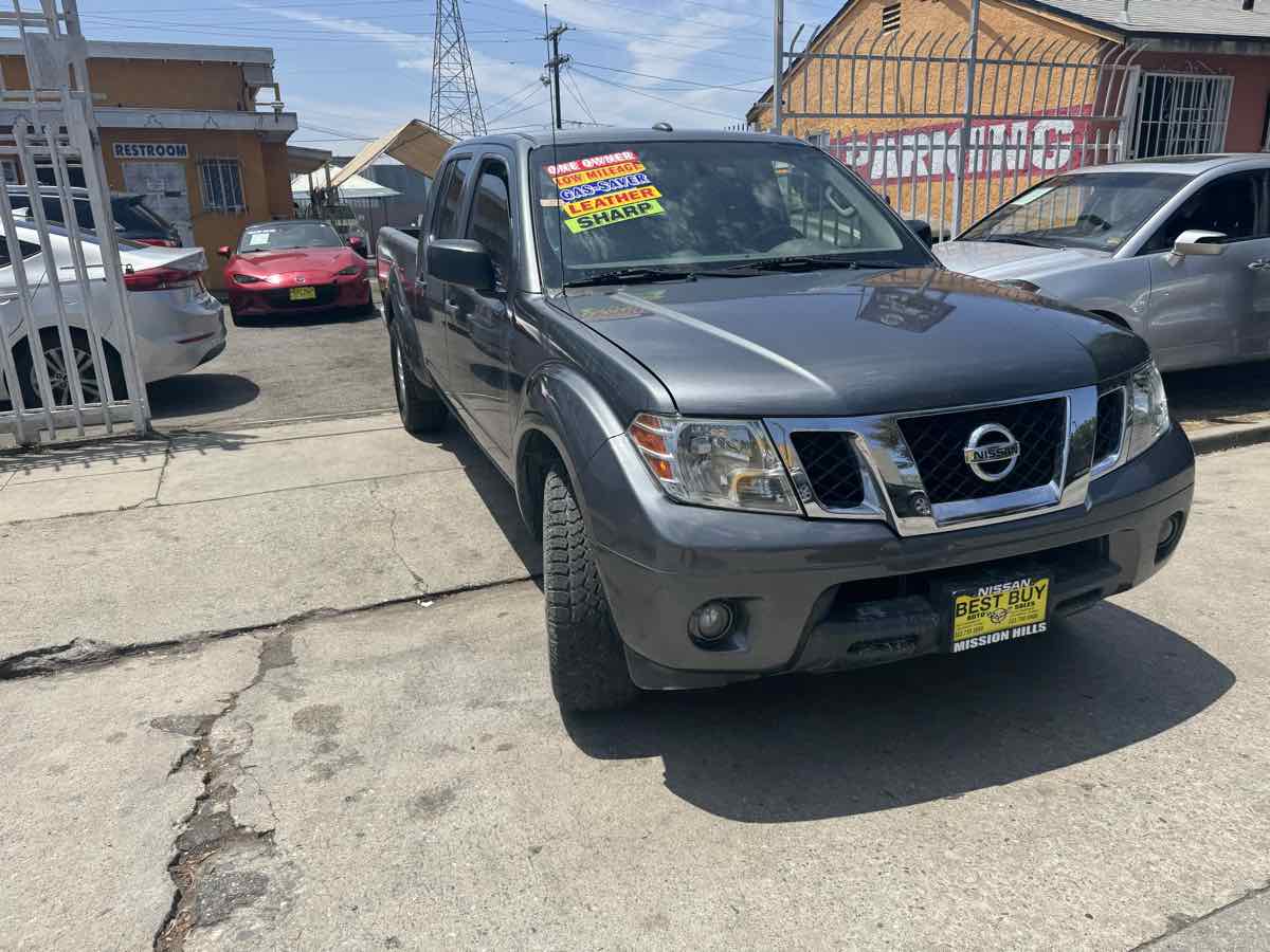 2016 Nissan Frontier SV - Photo 12