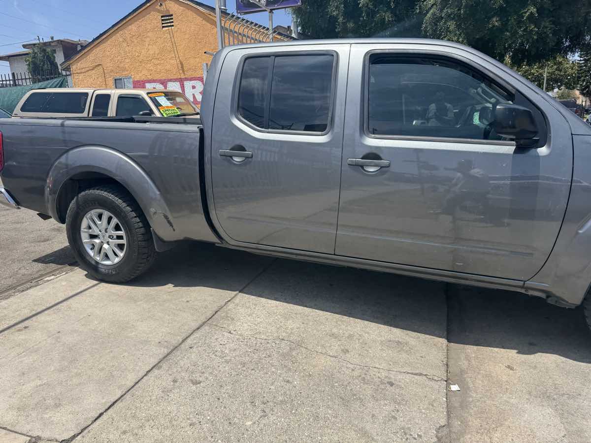 2016 Nissan Frontier SV - Photo 24