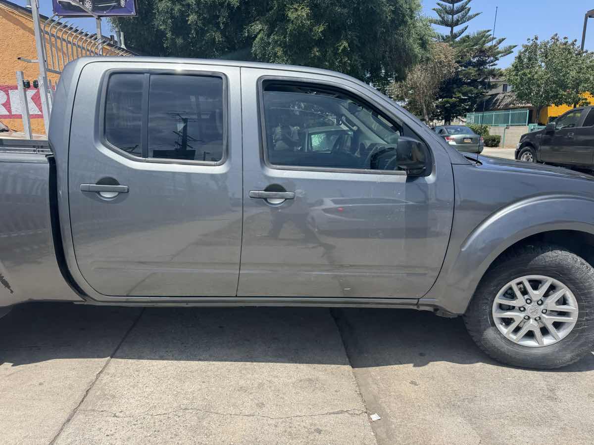 2016 Nissan Frontier SV - Photo 25