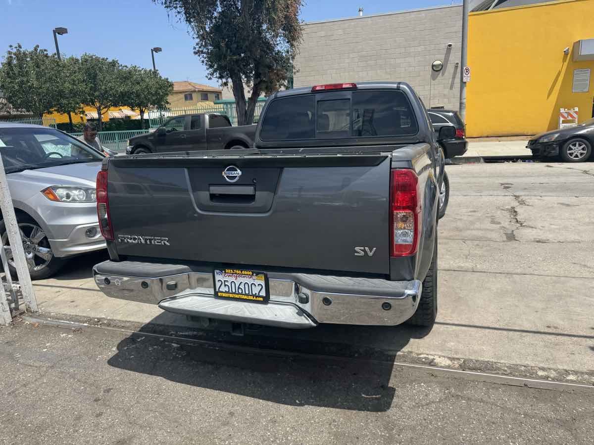 2016 Nissan Frontier SV - Photo 32