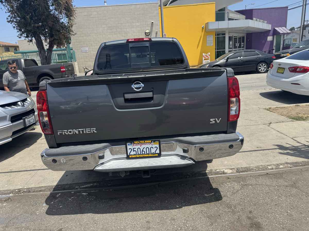 2016 Nissan Frontier SV - Photo 35
