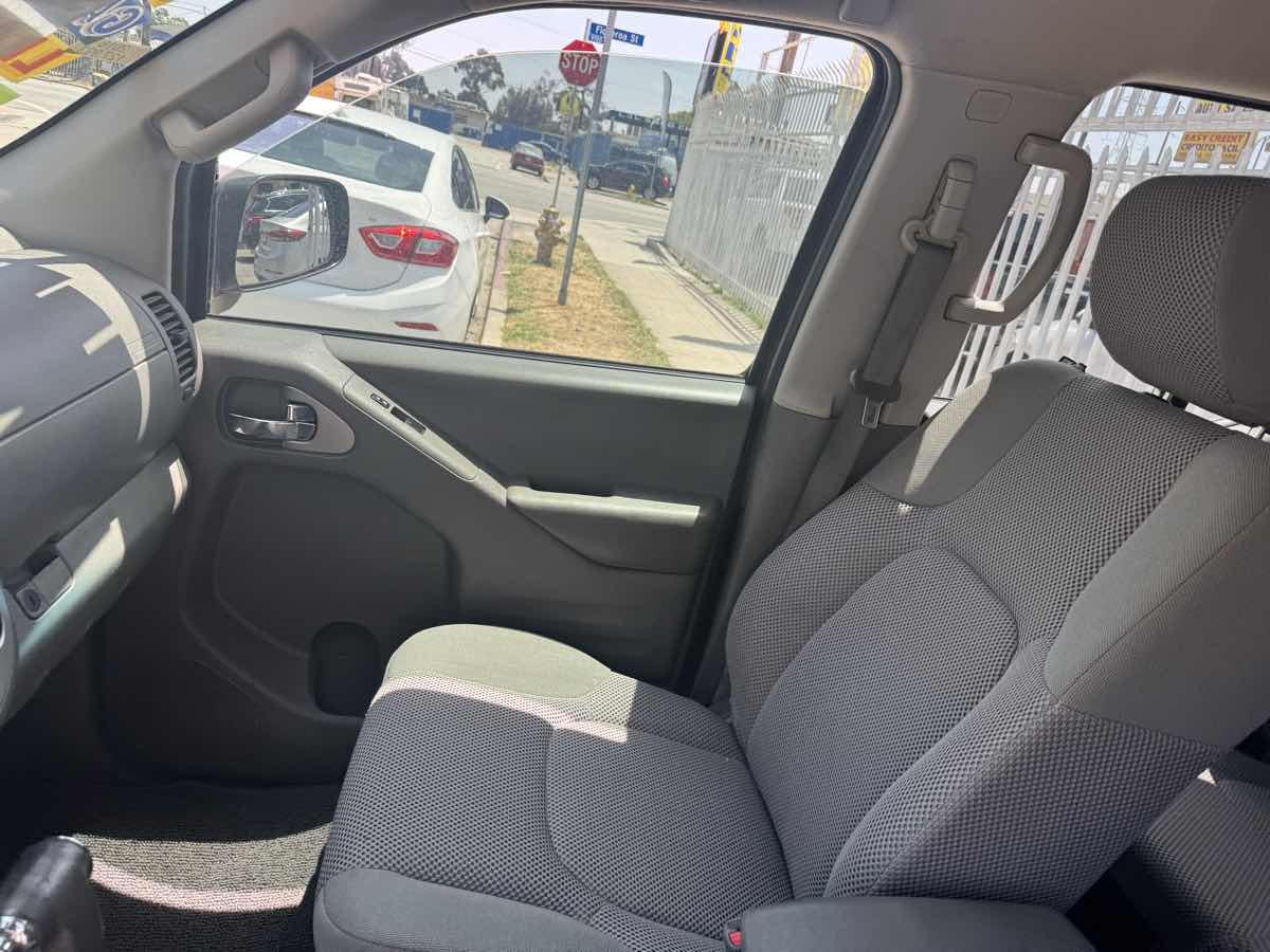 2016 Nissan Frontier SV - Photo 54