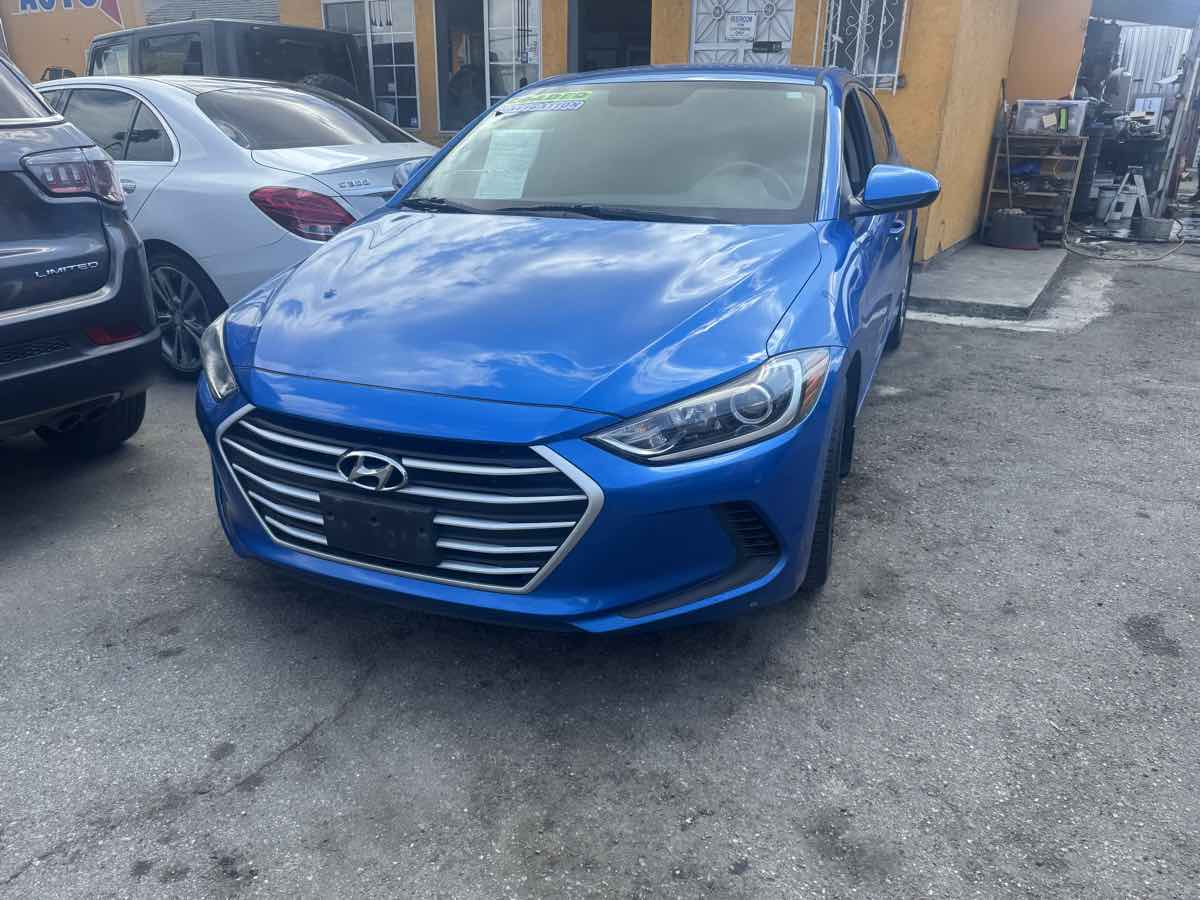 2018 Hyundai Elantra SEL - Photo 4