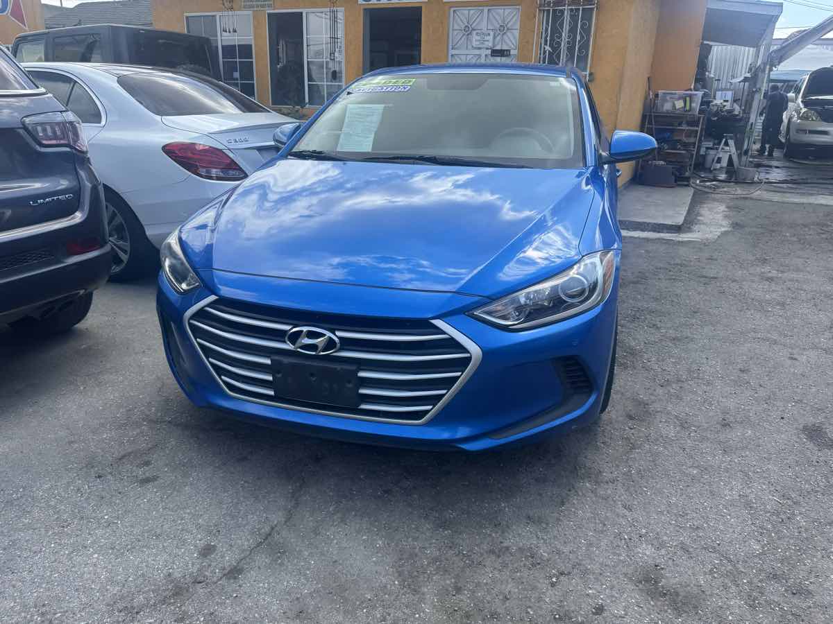 2018 Hyundai Elantra SEL - Photo 5